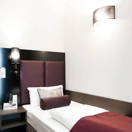 Arena An Der Friedberger Warte Hotell